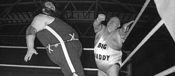 Big Daddy slaps Giant Haystacks